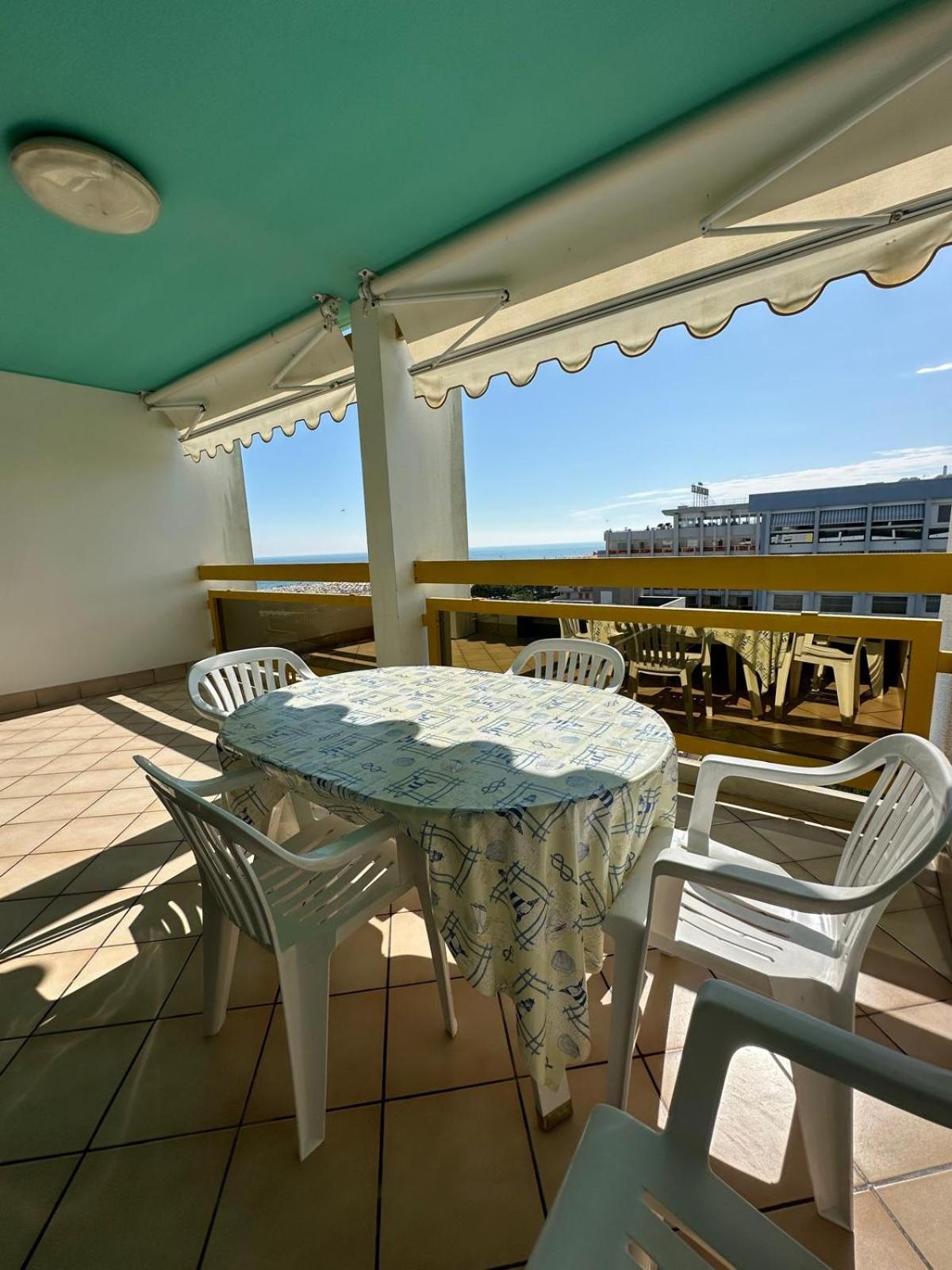 Complesso Solarium Apartment Bibione Exterior foto