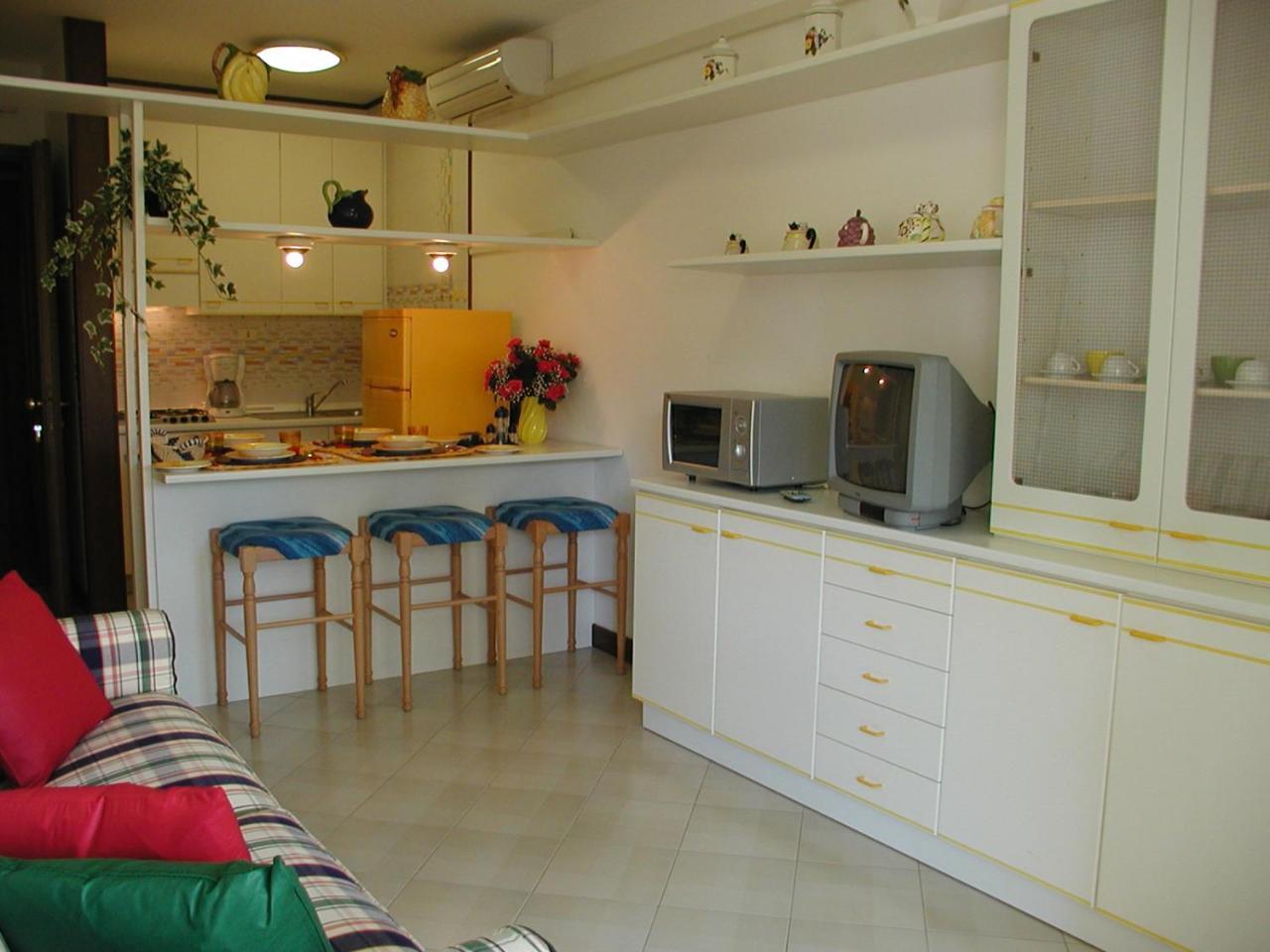 Complesso Solarium Apartment Bibione Exterior foto