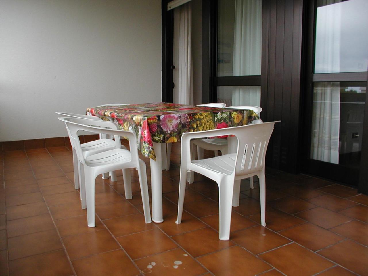 Complesso Solarium Apartment Bibione Exterior foto