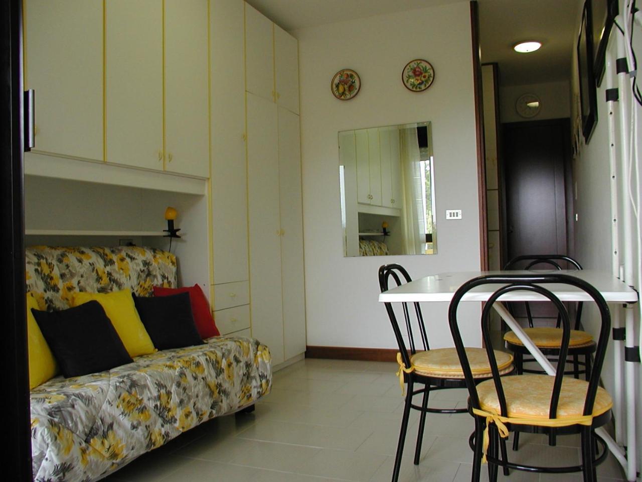 Complesso Solarium Apartment Bibione Exterior foto