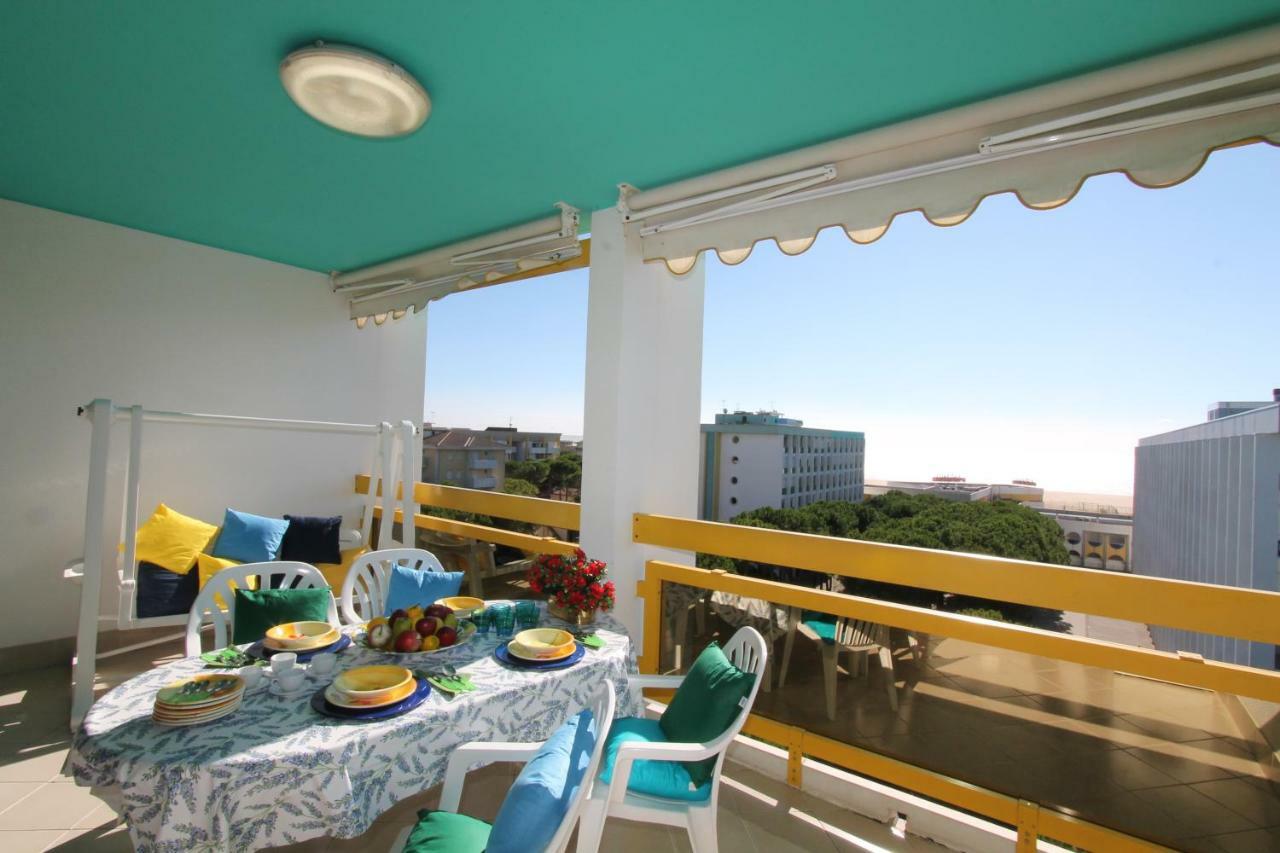 Complesso Solarium Apartment Bibione Exterior foto