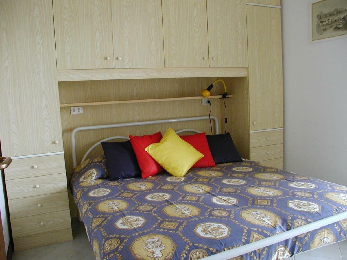 Complesso Solarium Apartment Bibione Exterior foto
